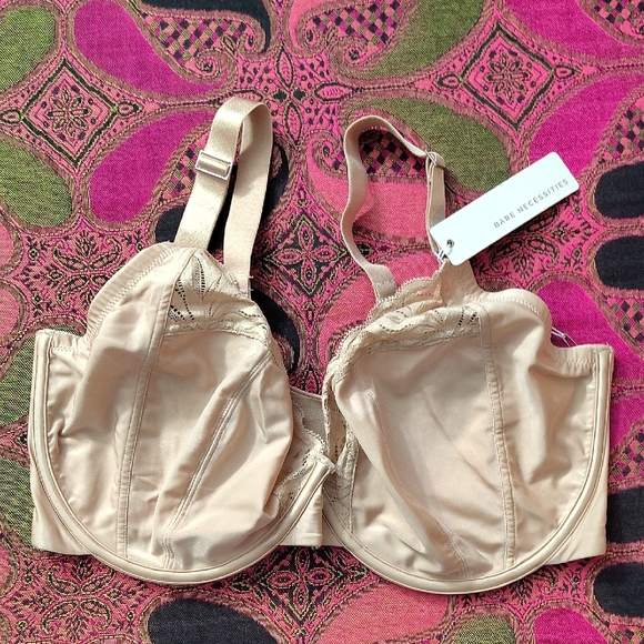 Bare Necessities Other - Bare Necessities Cream Bra